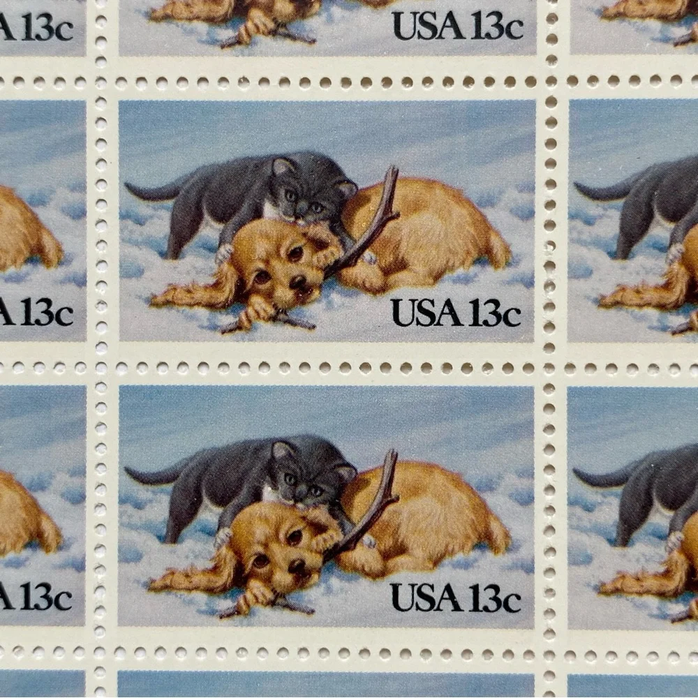 Kitten and Puppy Commemorative Issue Stamp Full Sheet 13 cent MNH #2025 Unhinged